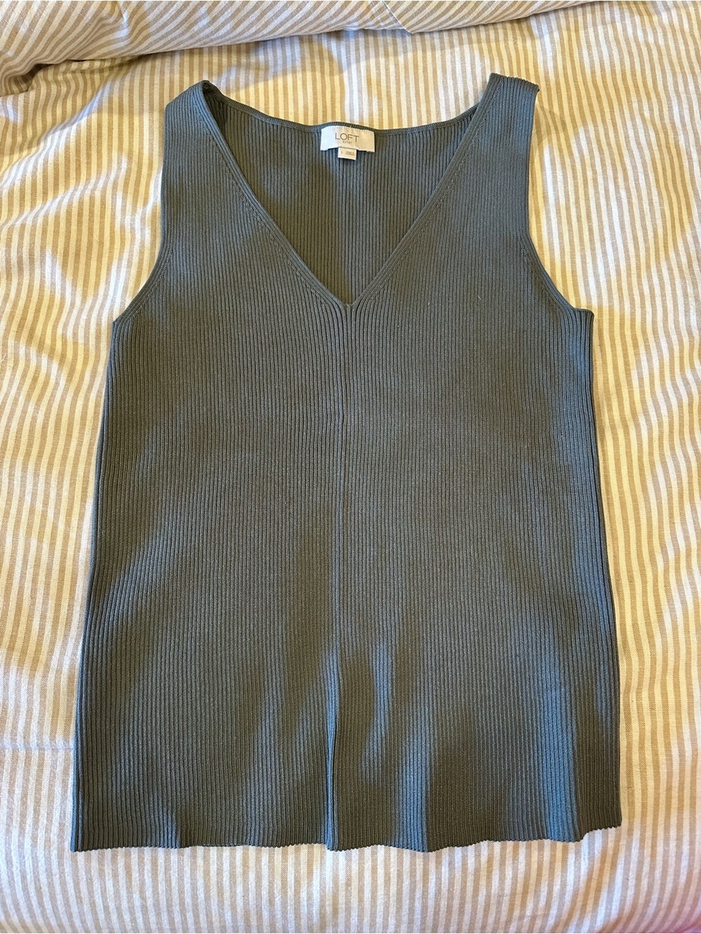 LOFT Olive Ribbed V-Neck Sleeveless Top